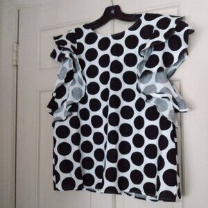 Who What Wear White and Black large polka Dot sleeveless blouse size large
